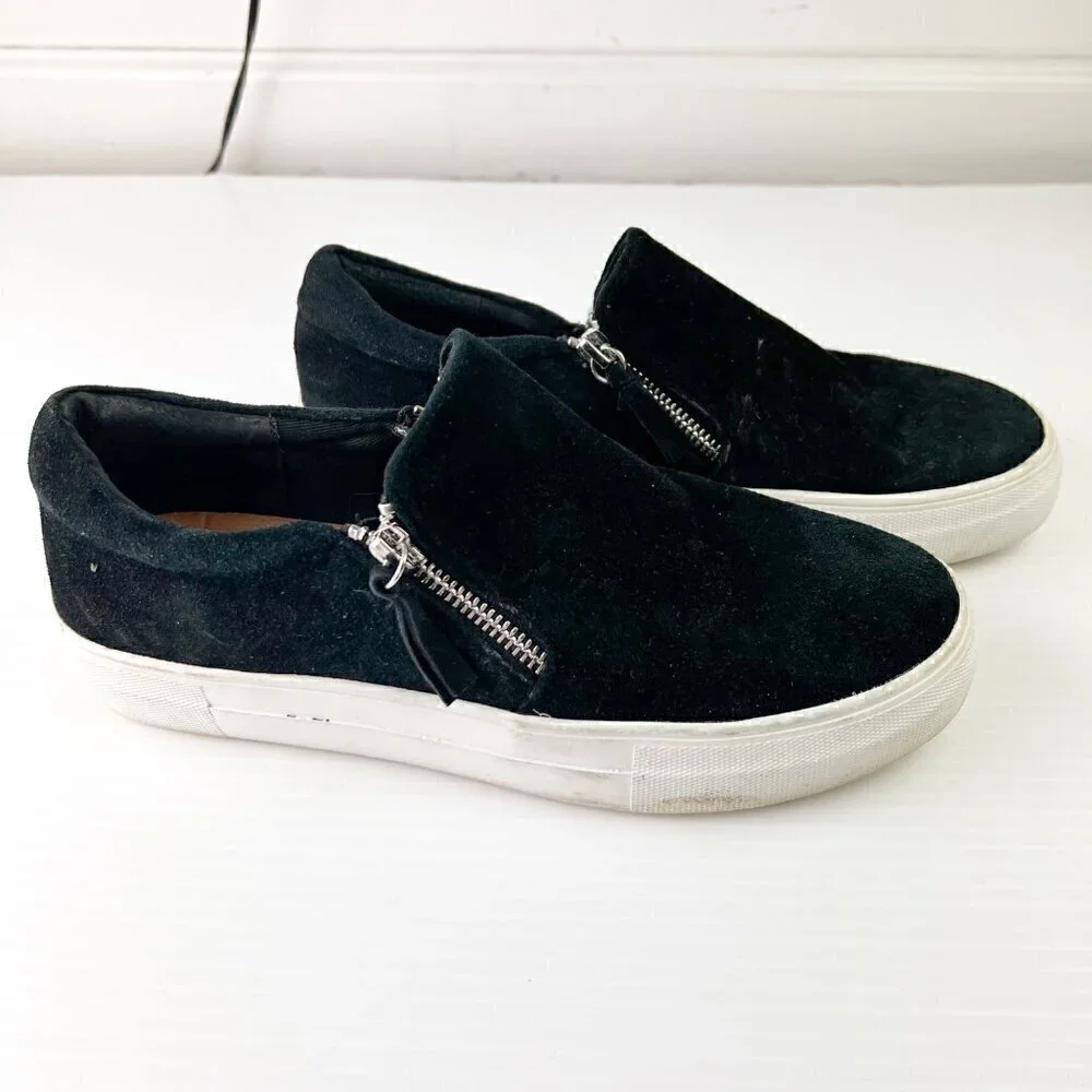 Steve Madden Glaammar Side Zip Slip-On Sneaker Size 8M Black Suede casual